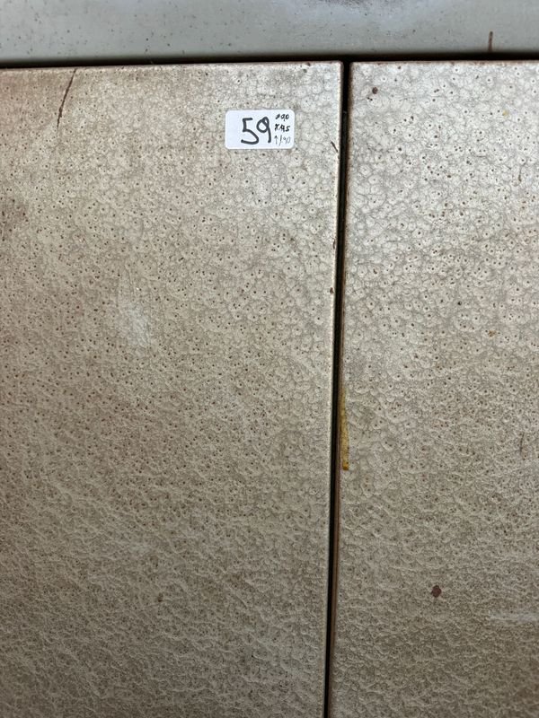 Gabinete Metálico con Caja Fuerte y Llave
