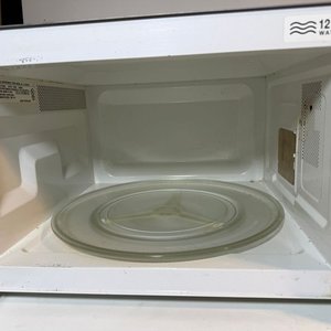 Microondas Sharp y Waflera Eléctrica 110V - imagen 2
