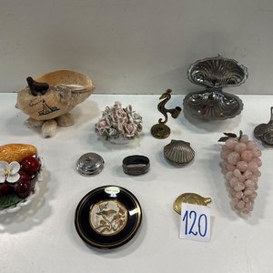 Lote de 12 Adornos Varios: Racimos de Uva, Caracoles, Paloma y Más - imagen 3