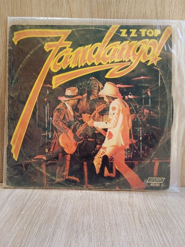 Item 884213 - Image 0