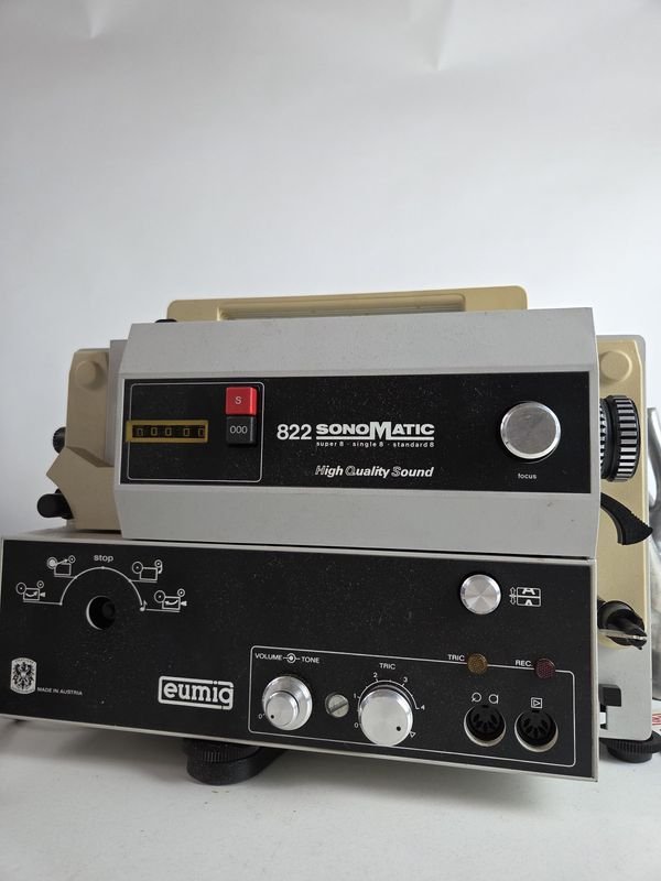 Proyector de 8 mm con manuales en muy buen estado general - imagen 5