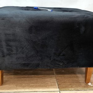 Puff Banco Apoya Pies Capitoné Negro Piel de Durazno - imagen 6