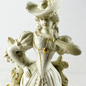 Figura de Porcelana: Dama con Vestido y Sombrero, 27 cm - imagen 5