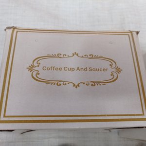Tres piezas: jarra eléctrica + 2 tazas de café con tapa y cucharita. - imagen 5