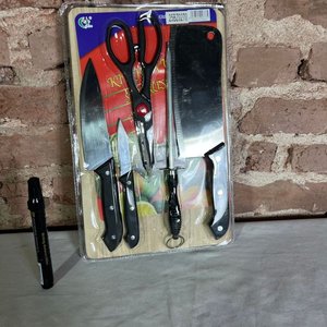 Set de Cocina: Tabla de Madera, Cuchillos, Tijera y Hacha - imagen 2