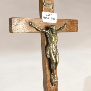 Misal, Rosario y Crucifijo de Madera y Bronce - imagen 4