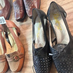 Lote de 5 Pares de Zapatos de Cuero para Mujer - Talle 36 - imagen 3