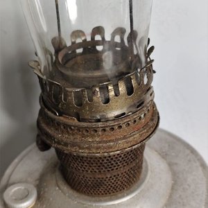 Lámpara de Aceite Aladdín Antigua con Tubo de Vidrio Original - imagen 3