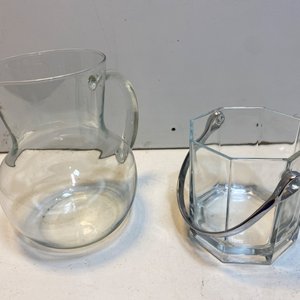Jarra de Vidrio, Hielera Metálica y Vasos Surtidos con Fuentes - imagen 7