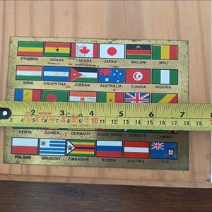Placa Conmemorativa UNAMIR Ruanda, Porta Objetos Madera y Reloj de Arena Triple - imagen 2