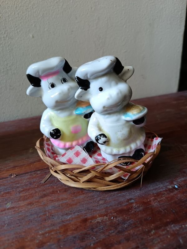 Set de Salero y Pimentero Decorativo Vacas Chef - imagen 5