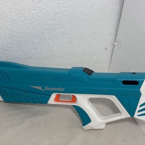 Lote de Juguetes: Peluches, Pistolas, Reproductor CD Panasonic y Más - imagen 24