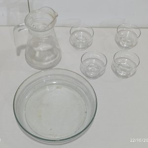 Jarra, Fuente Circular y 4 Compoteras de Vidrio Transparente - imagen 6