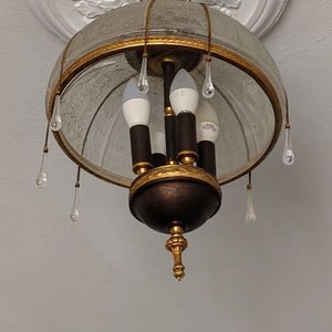 Plafón de Techo Clásico en Bronce y Vidrio con Cristales Decorativos - imagen 3