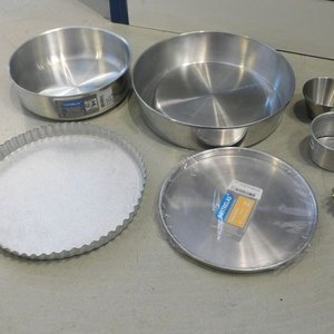 Set de asaderas y recipientes de cocina de acero inoxidable - imagen 2
