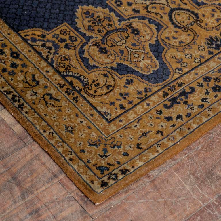 Gran alfombra acrílica con diseño turquesa y dorado - imagen 2