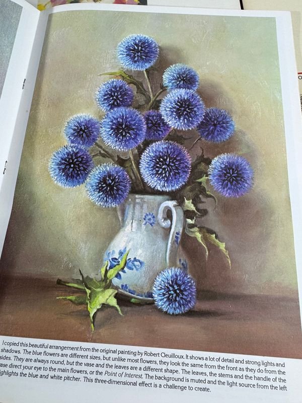 Colección de libros y pinturas relacionadas a las flores - imagen 7