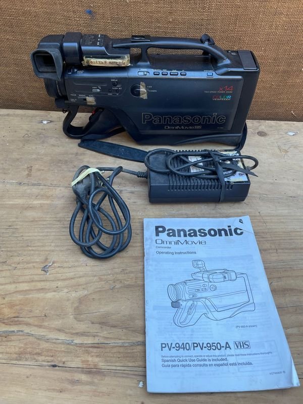 CAMARA FILMADORA PANASONIC
