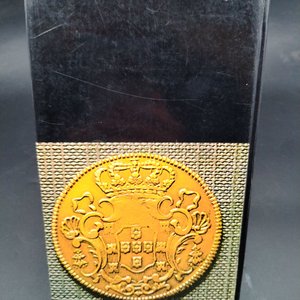 Libro "La Patria a Través de las Monedas" - Banco de San José - imagen 1