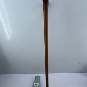 Bastón de Madera Clásico con Empuñadura Curva - imagen 5