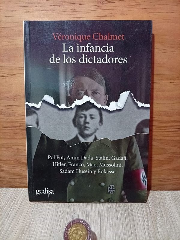 Libro "La Infancia de los Dictadores" de Véronique Chalmet