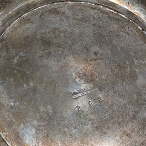 Jarra Francesa Antigua Labrada Plateada 23 cm - imagen 4