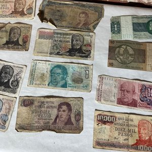 Lote de Billetes Antiguos Internacionales de Colección - imagen 4