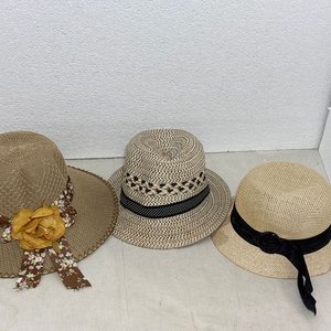 Lote anterior: Lote de 3 Sombreros de Paja con Cintas y Flores Decorativas