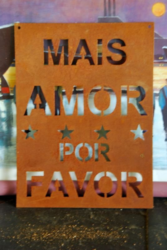 Item 881810 - Image 0