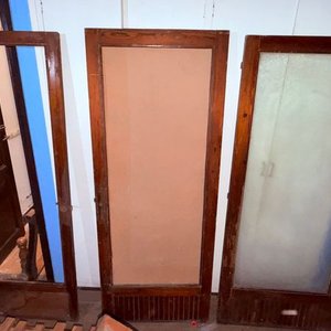 Lote anterior: 3 Hojas de Puerta de Pinotea con Vidrio