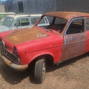 Alfa Romeo Berlina Clásico - Sin Motor ni Caja - imagen 1