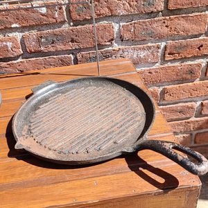 Olla, Plancha y Parrilla de Hierro Fundido Corona - imagen 4