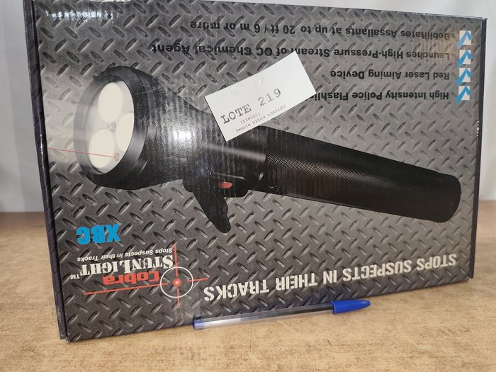 Lámpara Recargable Metalica Grande con Puntero Laser/Disparador Gas - imagen 6