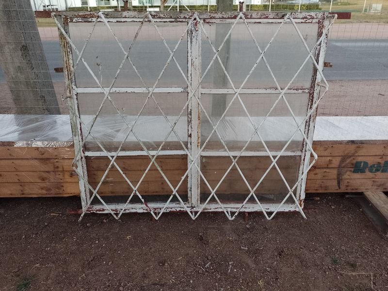 Item 892187 - Image 0