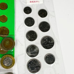 Lote de Monedas de Uruguay, Argentina y Brasil - imagen 6