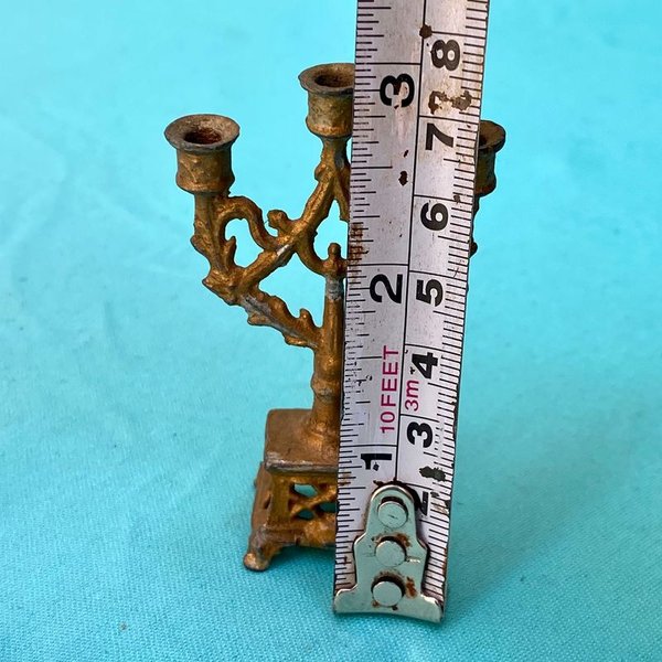 Lotes de candelabros y abrecartas antiguos de bronce - imagen 4