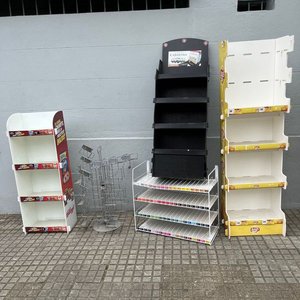 5 Exhibidores Comerciales de Metal y Cartón - imagen 1