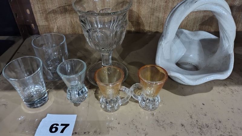 Lote siguiente: Vajilla de vidrio y cerámica en buen estado