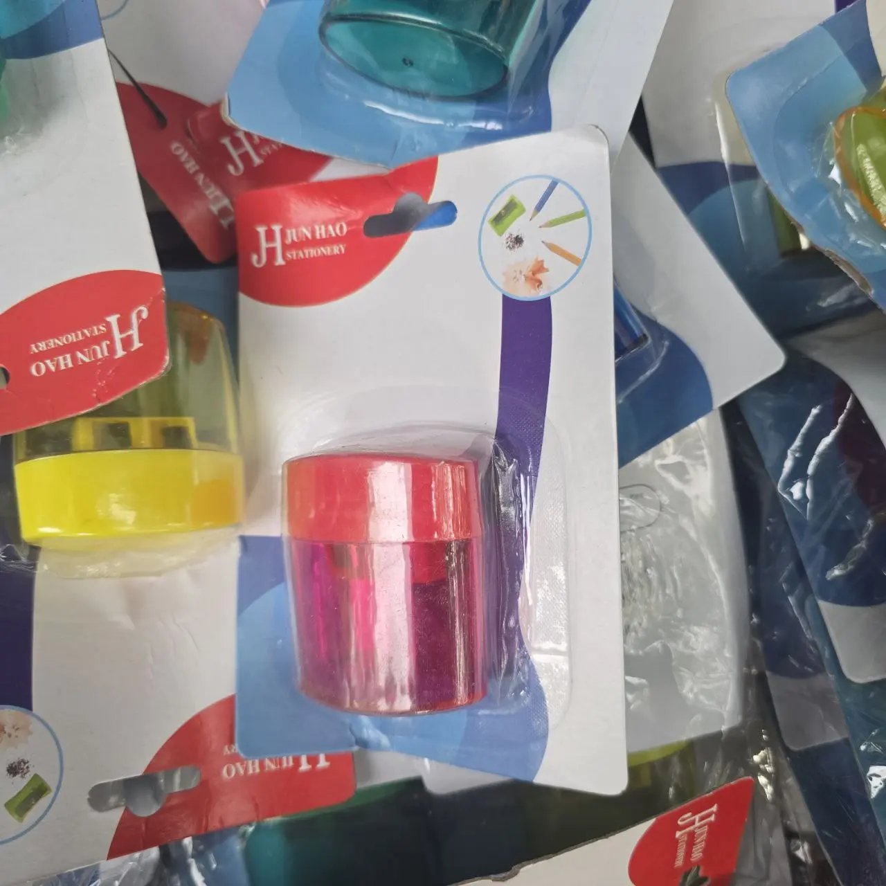 Lote de sacapuntas en paquetes individuales - imagen 2