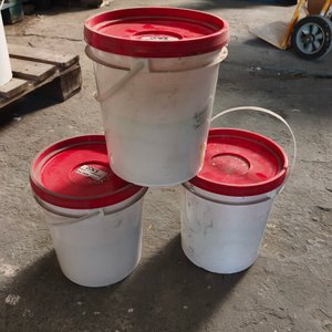 Lote anterior: Conjunto de 3 Baldes de Pintura para Piso OCRE 3.6 Litros