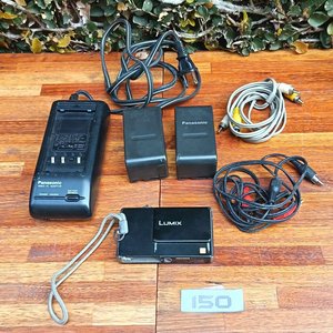 Lote de Cámara Panasonic Lumix, VHS PlayPak y Accesorios - imagen 4