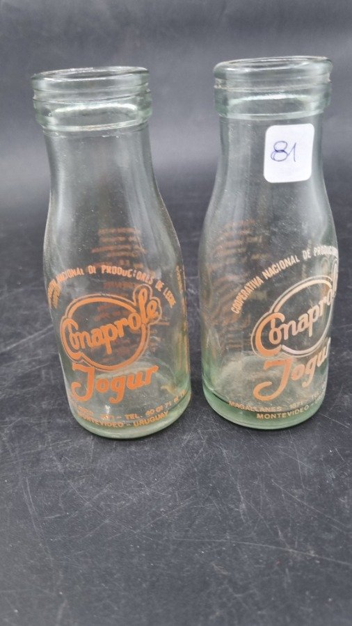 2 Botellas Coleccionables Conaprole Yogur