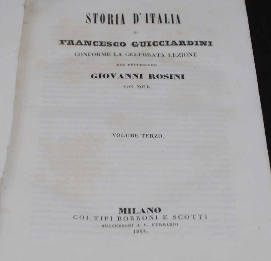 Libro antiguo de historia de Italia - imagen 3