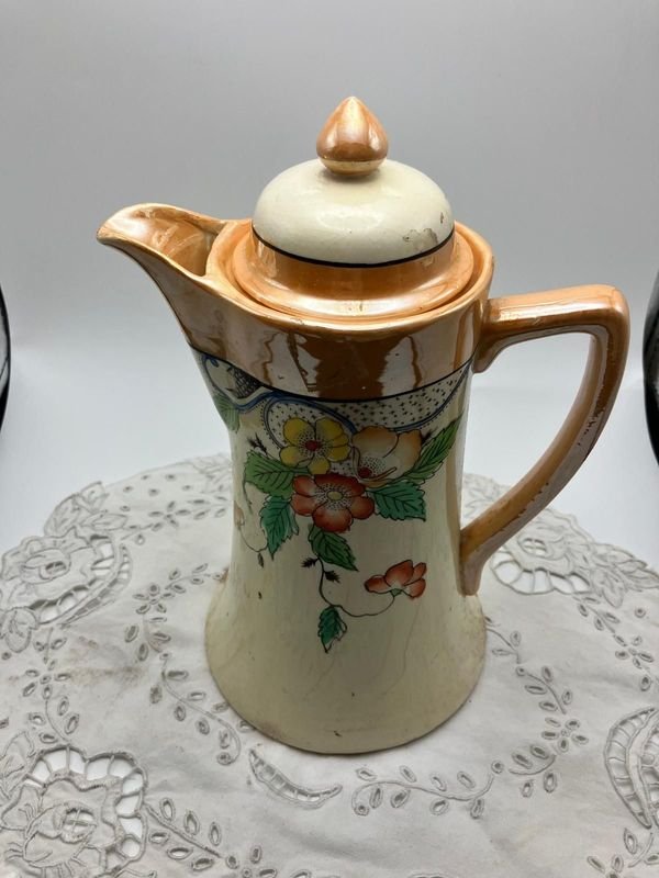 Cafetera o tetera alta de loza o porcelana japonesa antigua