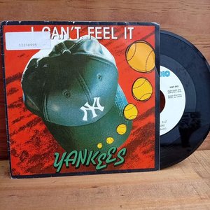 Lote anterior: Disco Simple "I Can't Feel It" de Yankees