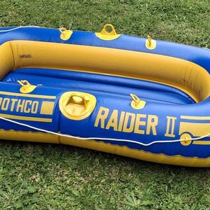 Bote Inflable Rothco Raider II con Inflador Manual - imagen 7