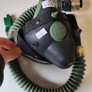 Lote anterior: Mascarilla de Oxígeno Piloto LEEP Type 82 Usafrica - Coleccionismo Militar