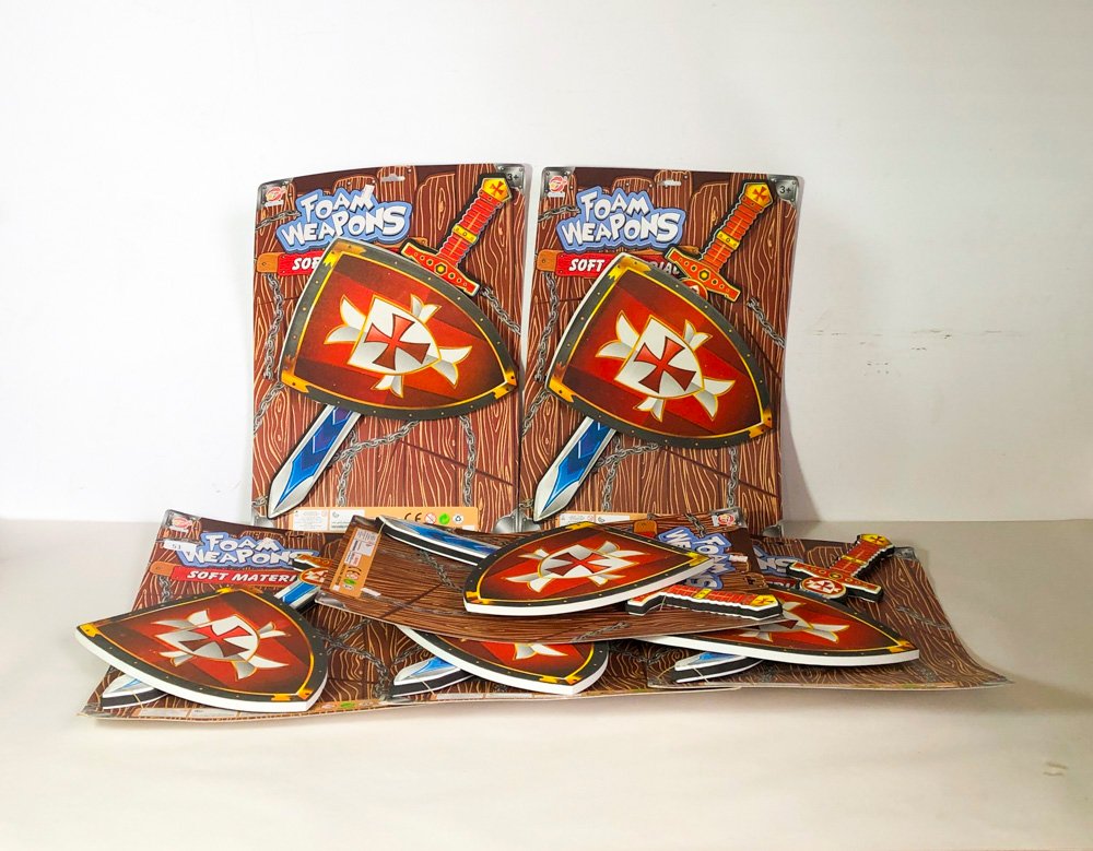 Seis Juegos de Espada y Escudo de Goma "Foam Weapons"