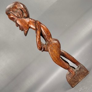 Lote de 3 Tallas de Madera con Figuras Humanas - imagen 8