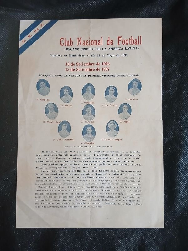 Folleto Histórico Club Nacional de Football "Decano Criollo" - Campeonatos 1903 y 1937